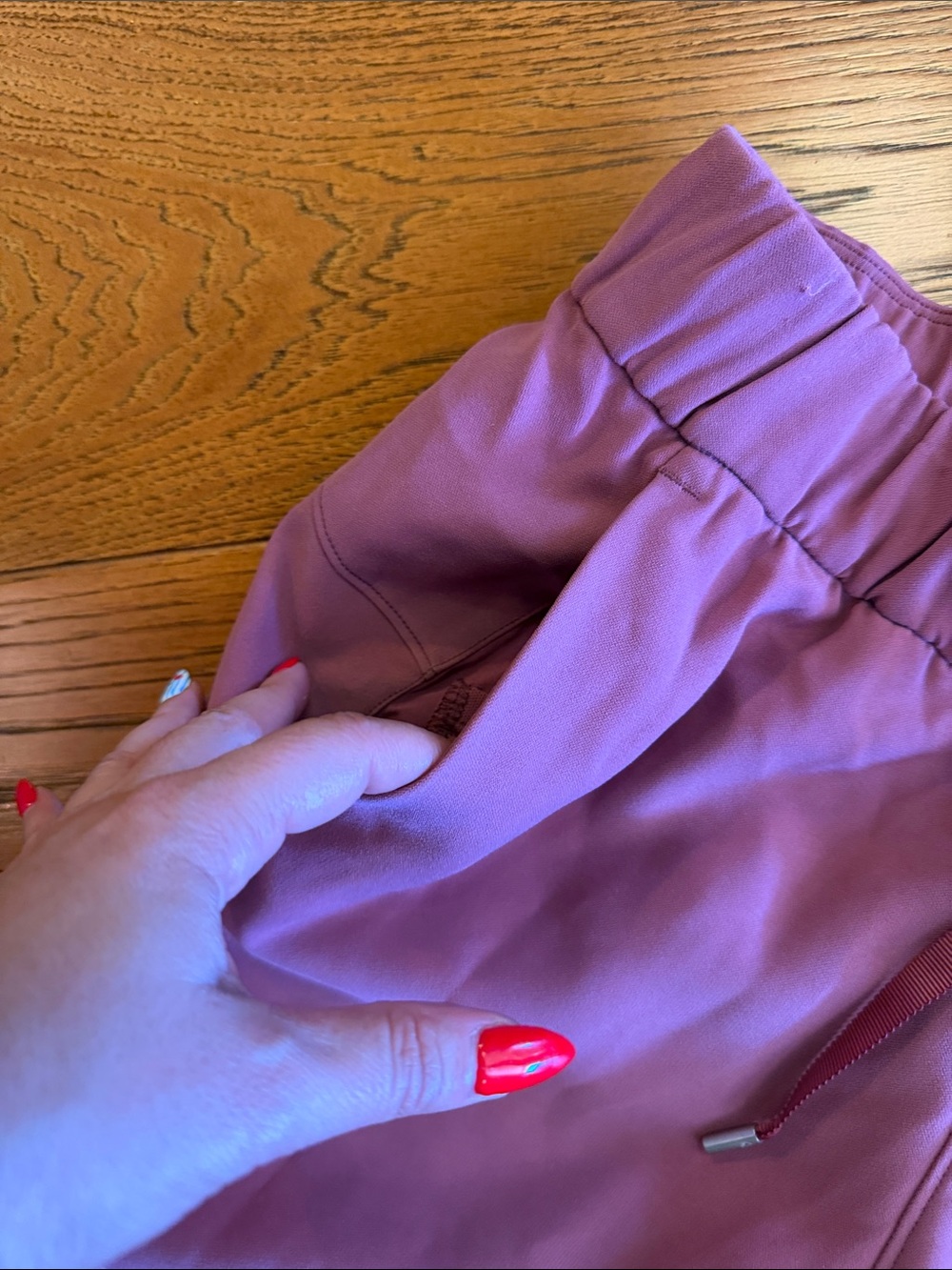 Lululemon On The Fly Jogger - Picture 4 of 15